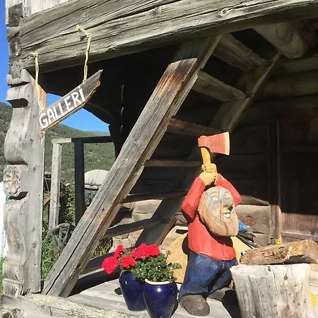 Kvaale Gard Bauernhof Lom