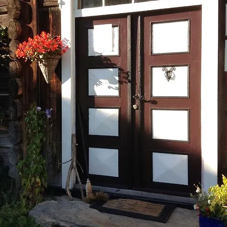 Kvaale Gard Farm stay *