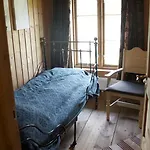 Lantgård Kvaale Gard *