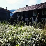 Kvaale Gard Lom